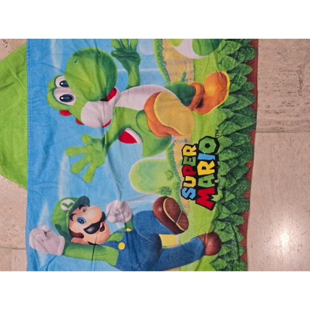 Nintendo Super Mario Yoshi Kid's‎ Hooded Towel Wrap Mario Luigi